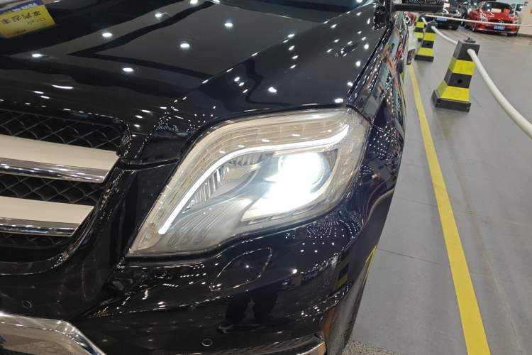 Used Mercedes-Benz GLK-Class 2015 GLK 300 4MATIC Luxury Ultimate Edition
