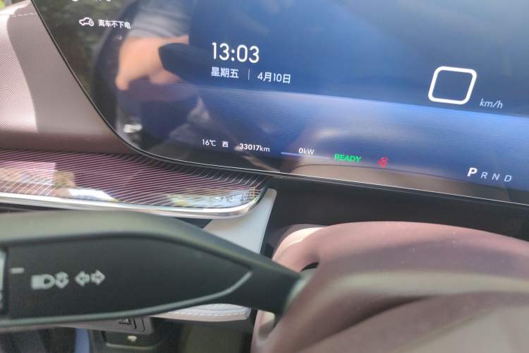 Used Buick E4 2023 Deluxe Edition Odometer Close Up