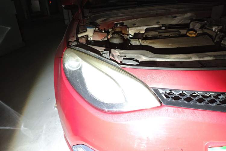 Used MG 6 2012 Hatchback 1.8L Automatic Drive Value Edition Right Front Headlight