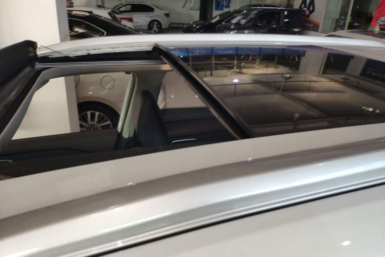 Used Nissan X-Trail 2023 e-POWER Ultra-Hybrid Dual-Motor All-Wheel-Drive Luxury Edition Roof