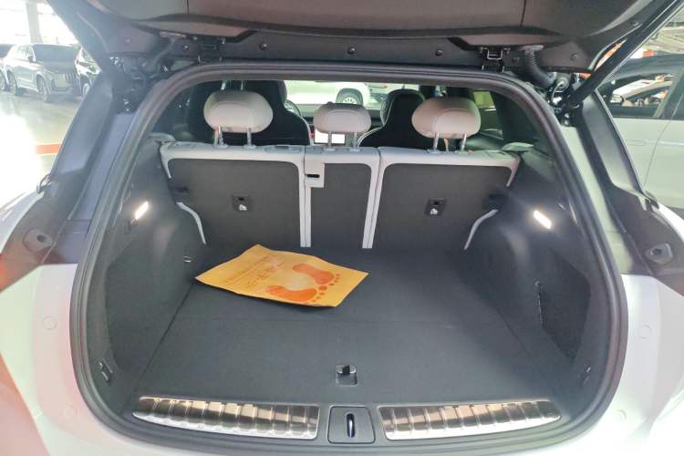 Used Nio ES6 2024 75 kWh Trunk