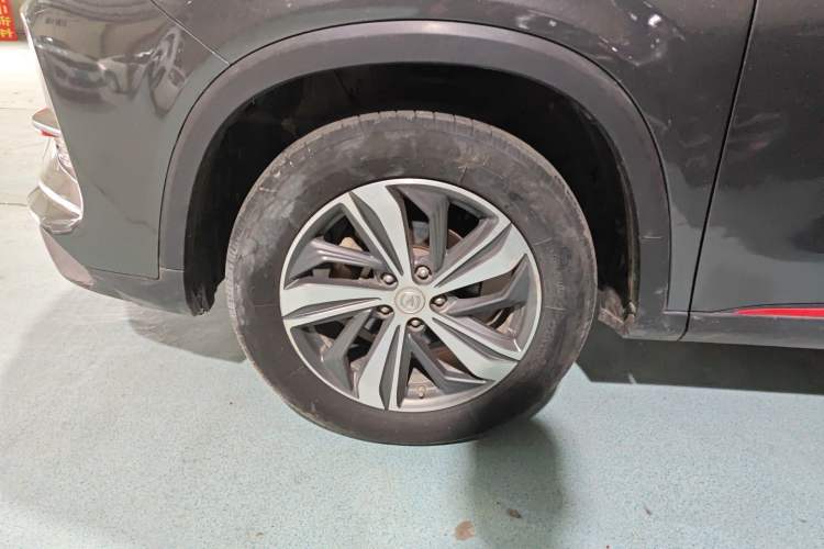 Used CHANGAN CS75 PLUS 2020 1.5T Automatic Luxury Version Left Front Wheel Hub