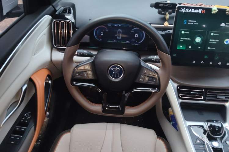 Used BYD Song Pro New Energy 2022 DM-i 110km Flagship Pro Model Steering Wheel