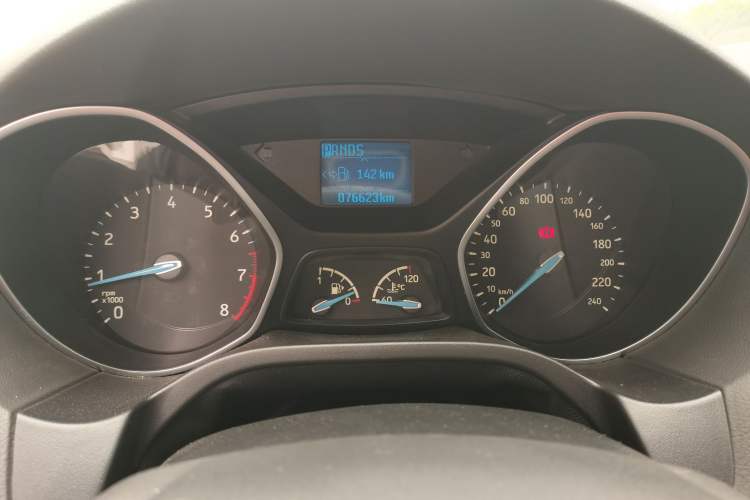 Used Ford Focus 2017 Sedan EcoBoost 125 Automatic Supreme Style SmartDrive Edition
