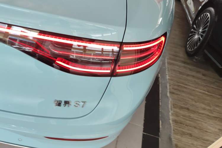 Used Hima Luxeed S7 2024 Max+ Rear-Drive Ultra-Range Intelligent Driving Edition