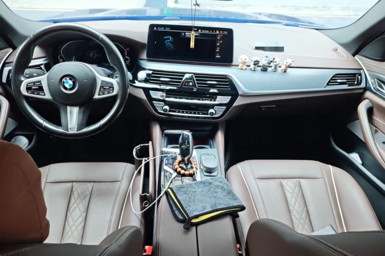 Used BMW 5 Series New Energy 2021 535Le M Sport Package Center Console