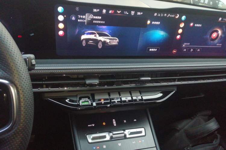 Used Lincoln Corsair 2024 1.5T Two-Wheel Drive Deluxe Hybrid Version Audio And AC Panel