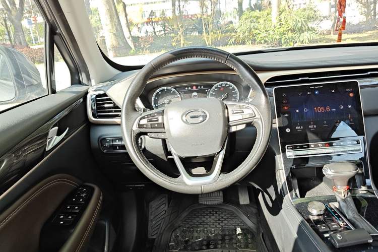Used GAC Trumpchi GS5 2019 270T Automatic Luxury Edition Steering Wheel