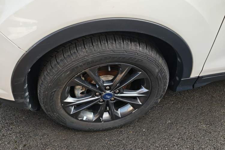 Used Ford Kuga 2019 EcoBoost 180 Two-Wheel-Drive Platinum Edition China VI Standard