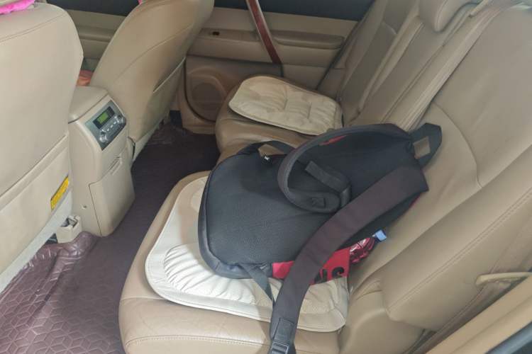 Used Toyota Highlander 2009 3.5L 4x4 7-Seater Supreme Edition Left Rear Seat