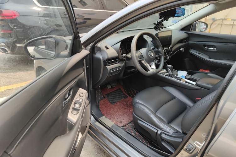 Used Nissan Sylphy 2020 1.6L XE CVT Comfort Edition Driver Seat