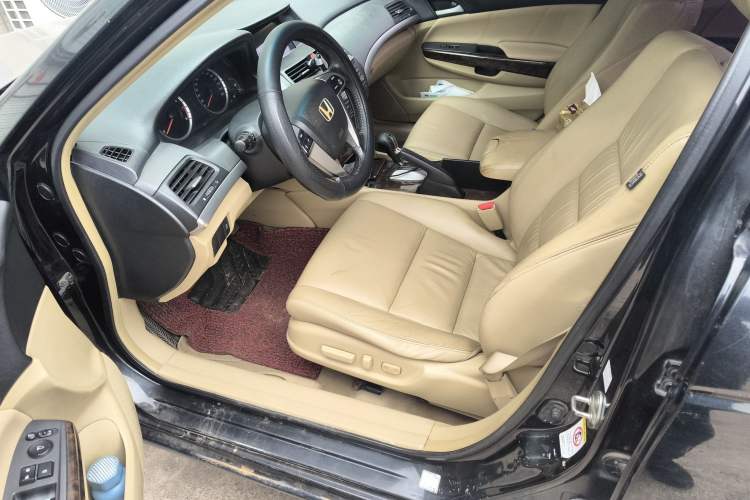 Used Honda Accord 2010 2.4L LX
