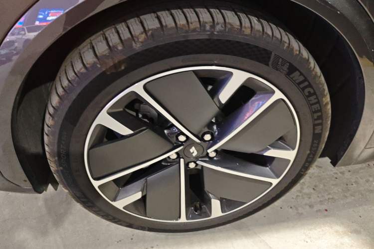 Used Li Auto L7 2025 Ultra Smart Refreshed Edition