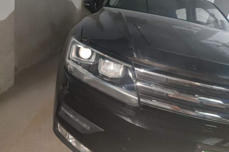 Used Volkswagen Tiguan L 2018 330TSI Automatic Two-Wheel Drive Luxury Edition