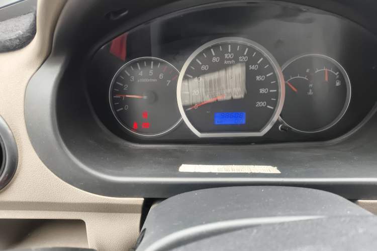 Used Wuling Hongguang 2010 1.4L Comfort Version Odometer Close Up