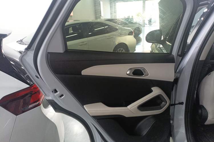 Used BYD Yuan UP 2024 401 km Active Version