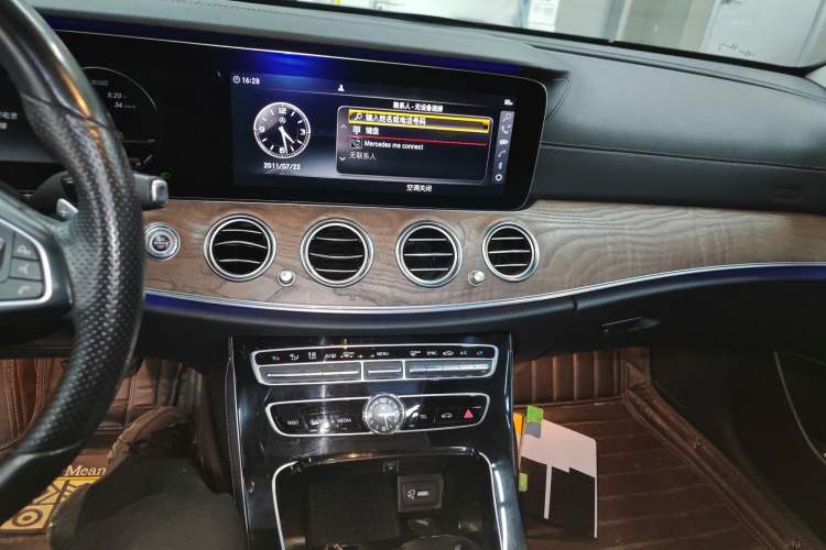 Used Mercedes-Benz E-Class 2017 E 300 L Sporty and Stylish Model