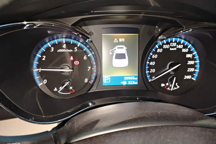 Used Venucia D60 2018 1.6L CVT Smart Connect Elite Edition