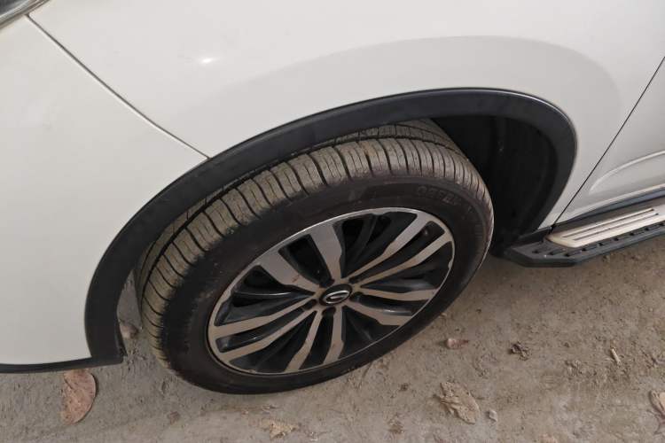 Used GAC Trumpchi GS4 2017 235T Automatic Two-Wheel Drive Luxury Smart Connectivity Version Left Front Wheel Hub