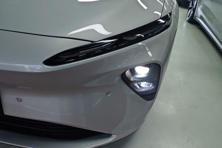 Used Nio ET7 2023 100kWh Signature Edition
