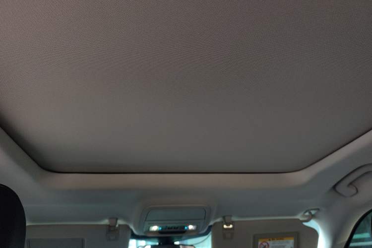 Used Ford Explorer 2023 EcoBoost 285 Four-Wheel Drive Stylish Plus Version 7 Seats