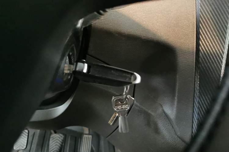 Used Wuling Hongguang 2014 1.5L S Standard Version