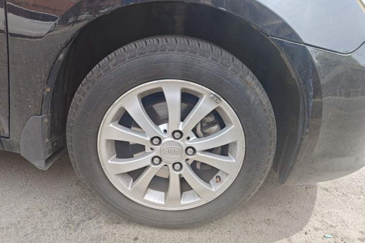 Used BYD G6 2012 1.5TI Manual Luxury Edition