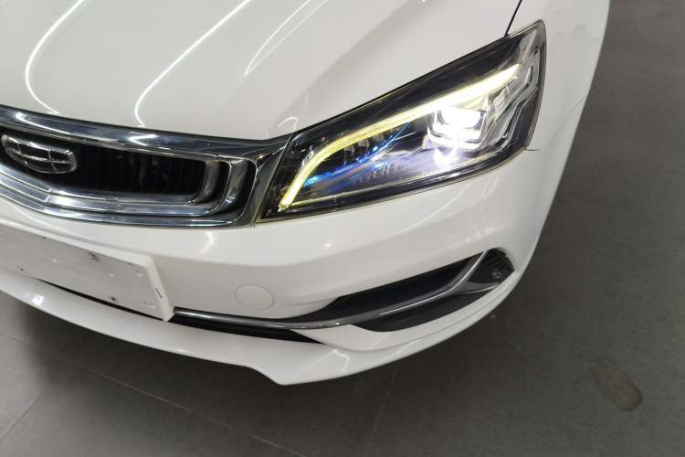 Used Geely Auto Emgrand 2019 Leading Edition 1.5L Manual Upward Asian Games Edition China VI
