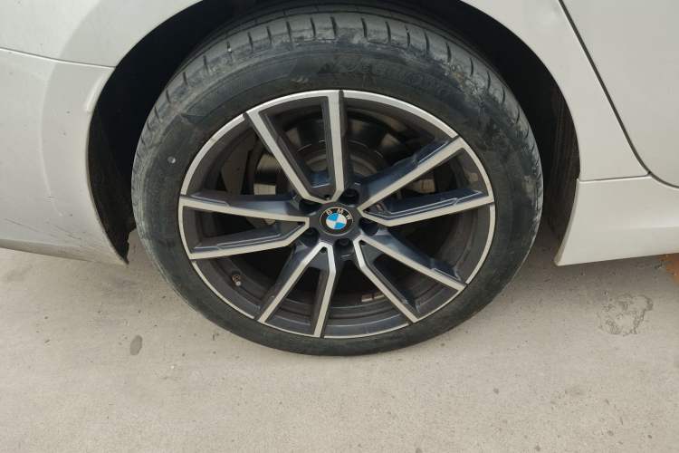 Used BMW 3 Series 2024 325Li M Sport Package