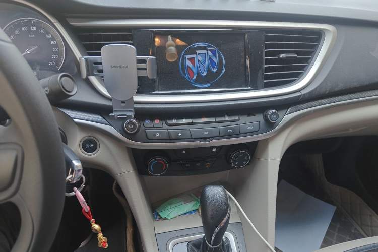 Used Buick GT 2021 Exemplar 1.5L Automatic Elite Version Audio And AC Panel