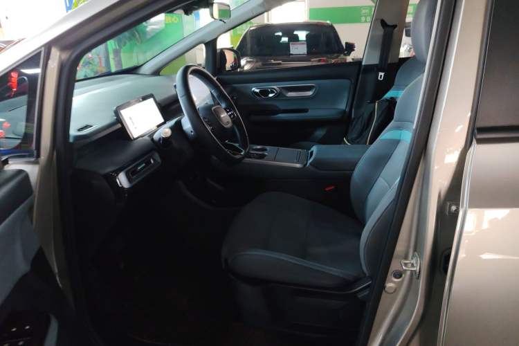 Used AION Y 2023 Plus 510 Enjoy Edition
