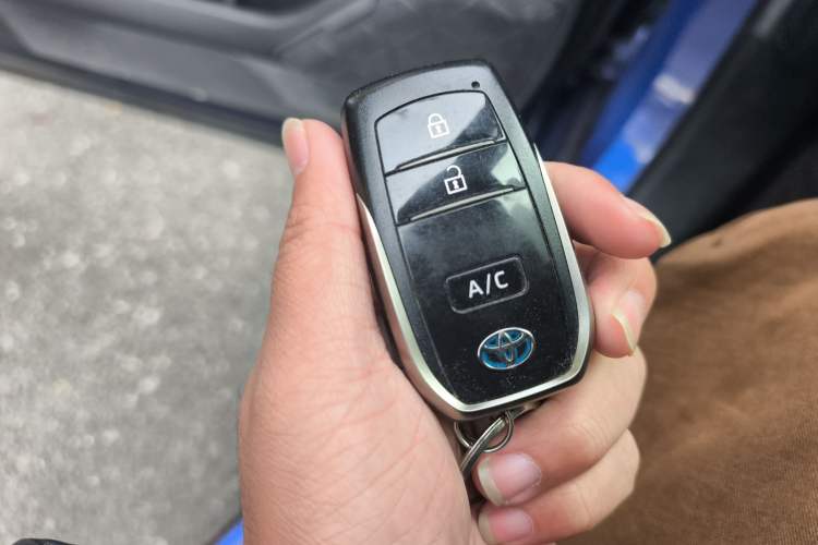 Used Toyota Wildlander New Energy 2021 High-Performance Edition 2.5L Two-Wheel Drive Powerful Version