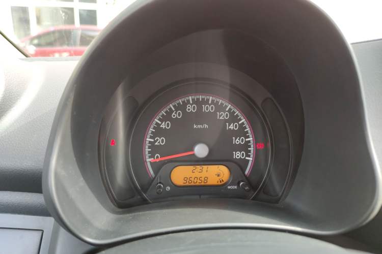 Used Suzuki Alto 2013 Revised Version 1.0L Manual Comfort Edition
