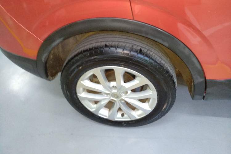 Used Renault Kadjar 2017 2.0L Two-Wheel Drive Fashion Edition Exterior 5