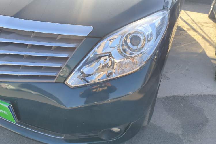 Used FORTHING Lingzhi PLUS 2021 Travel Edition 2.0L Manual Luxury 7-Seater
