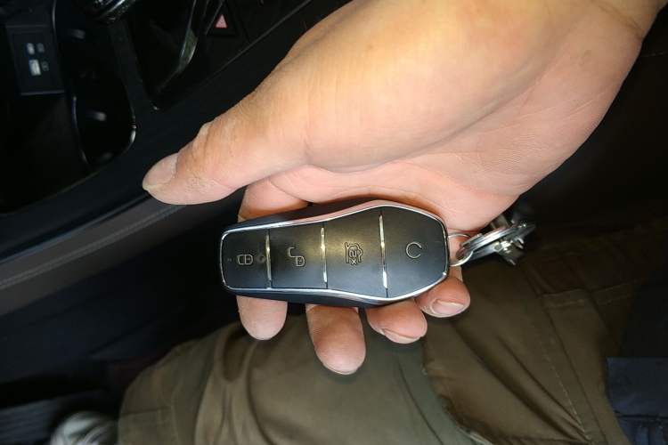 Used BYD Han 2022 EV Genesis Edition 610KM All-Wheel Drive Premium Model Interior 1