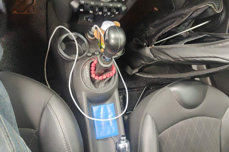 Used MINI 2012 1.6L COOPER Baker Street Gear Lever