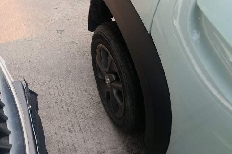 Used Dongfeng NAMMI BOX 2022 Chasing Wind Edition 351 km Advanced Model Exterior 5