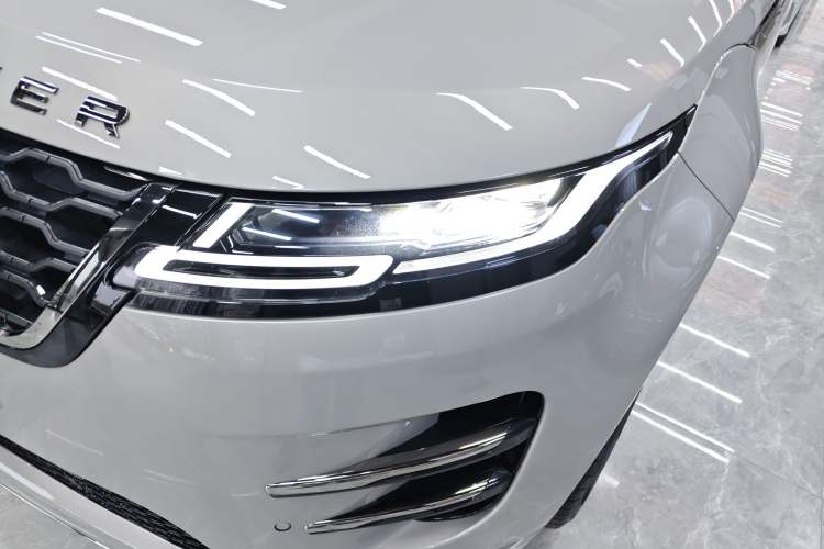 Used Land Rover Range Rover Evoque 2023 Aurora L 249 PS Luxury Edition