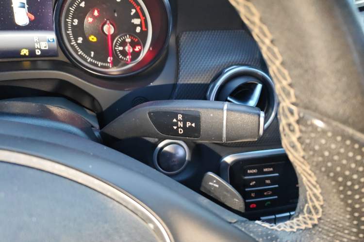 Used Mercedes-Benz GLA 2018 GLA 200 Fashion Model Gear Lever
