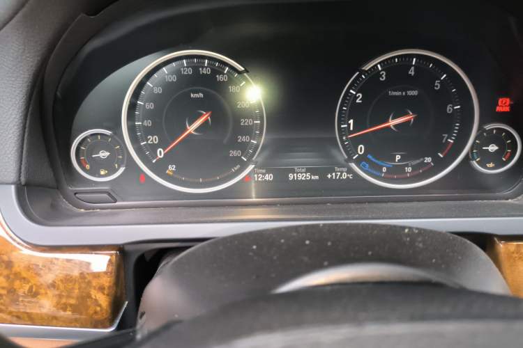 Used BMW 7 Series 2013 740Li Luxury Model Odometer Close Up