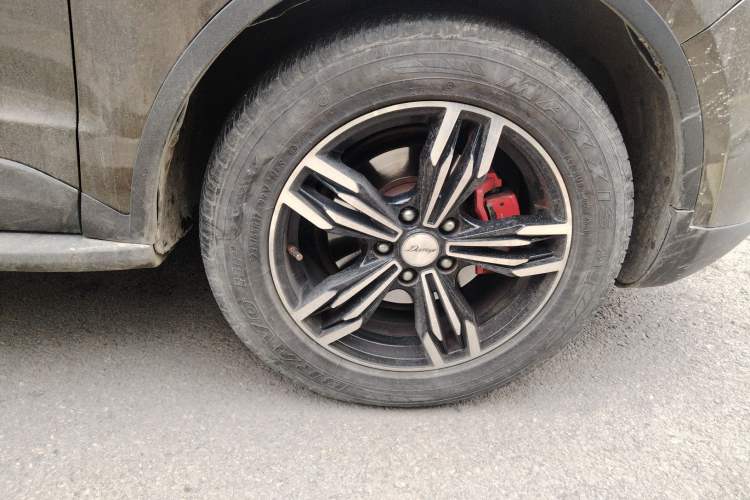 Used Zotye Domy X5 2017 Upgraded Model 1.5T CVT ZhiXian Edition
