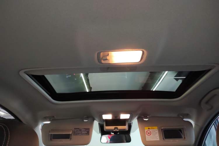 Used Nissan Tiida 2023 1.6L CVT Smart Drive Version
