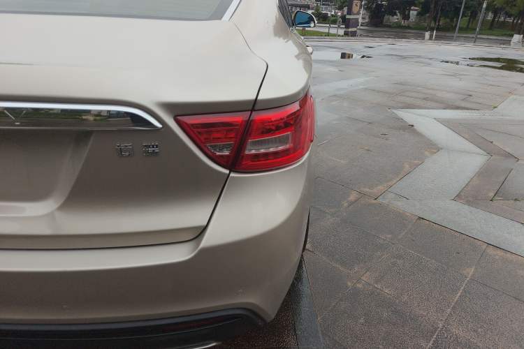 Used Geely Auto Emgrand GT 2016 1.8T Zunya Model Right Rear Taillight