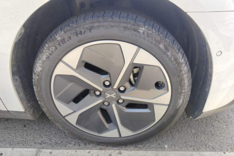 Used XPeng MONA M03 2024 620 with Ultra-Long Range
