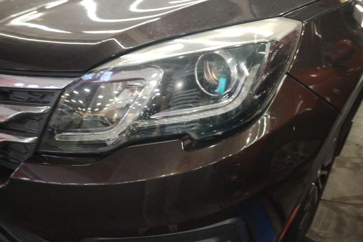 Used GAC Trumpchi GS5 Super 2015 1.8T Automatic Two-Wheel Drive Luxury Edition