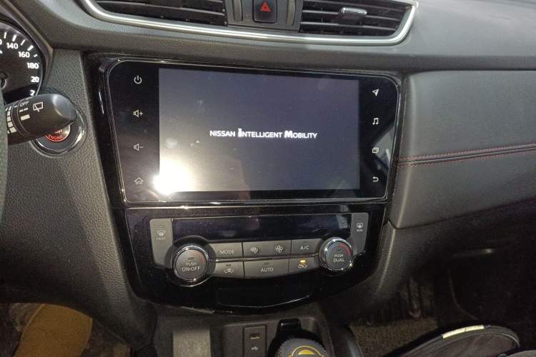 Used Nissan Qashqai 2023 Classic 2.0L CVT XV Comfort Edition