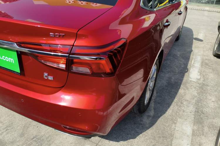 Used Roewe i6 2017 20T Automatic Flagship Edition Exterior 3