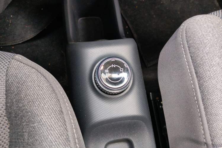 Used Wuling Zhiguang New Energy 2025 Comfort Model Gear Lever