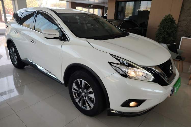Used Nissan Murano 2017 2.5L XE Two-Wheel Drive Elite Edition
